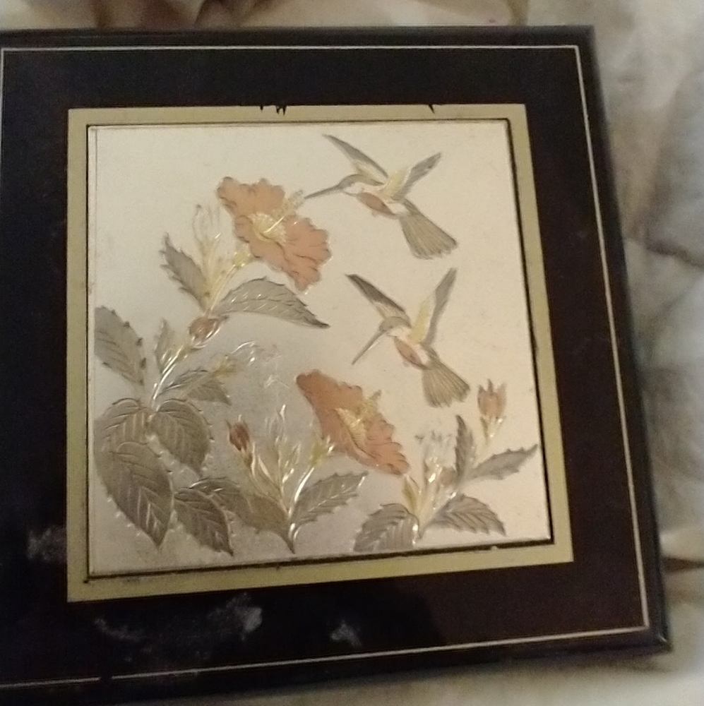 San Francisco Music Box Hummingbird Box